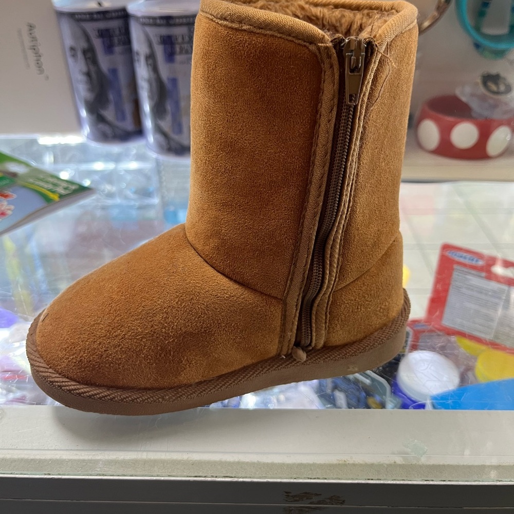 Boots for grils